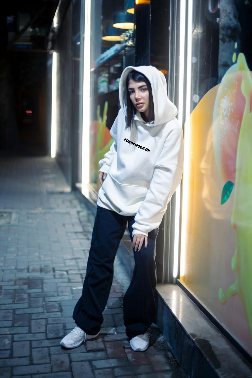 Unisex Streetwear Oversized White Hoodie — 400 GSM